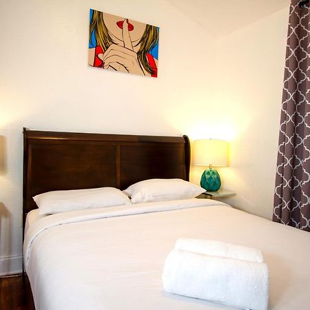 Hispaniola Apartments Part Of The Oasis Casita Collection Маями Бийч Екстериор снимка