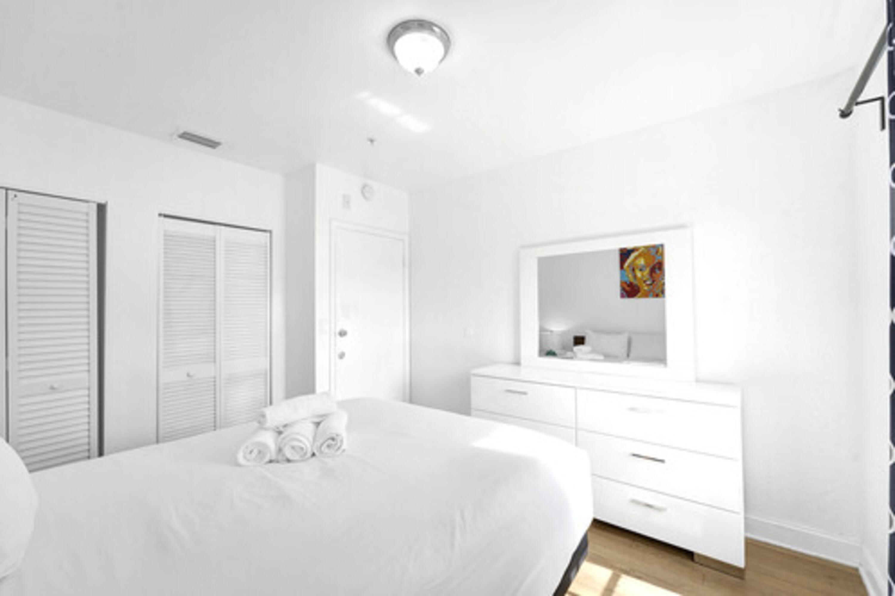 Hispaniola Apartments Part Of The Oasis Casita Collection Маями Бийч Екстериор снимка