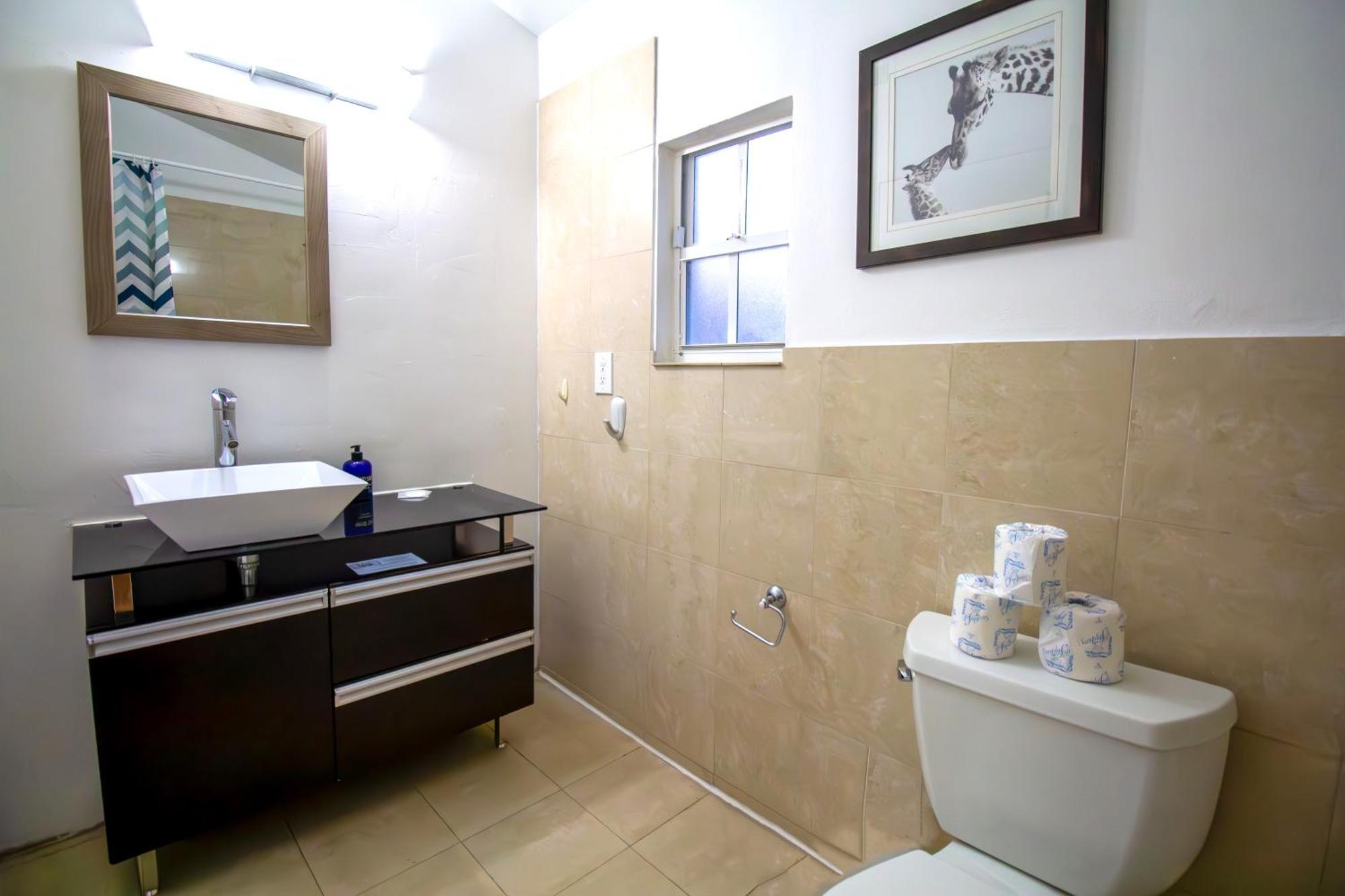 Hispaniola Apartments Part Of The Oasis Casita Collection Маями Бийч Екстериор снимка